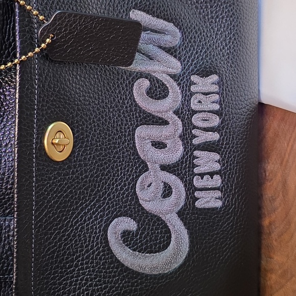 Coach® Pebble Black Leather Cargo Tote Handbag 2025 With Embroidered Logo - Picture 7 of 15